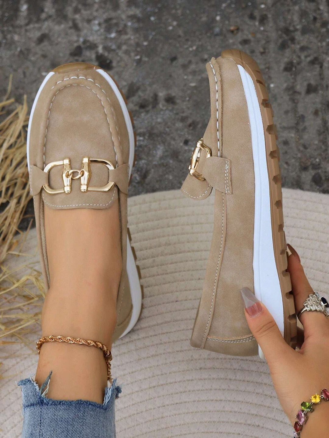 Ellie | Mocasines Planos con Detalle Metálico 6
