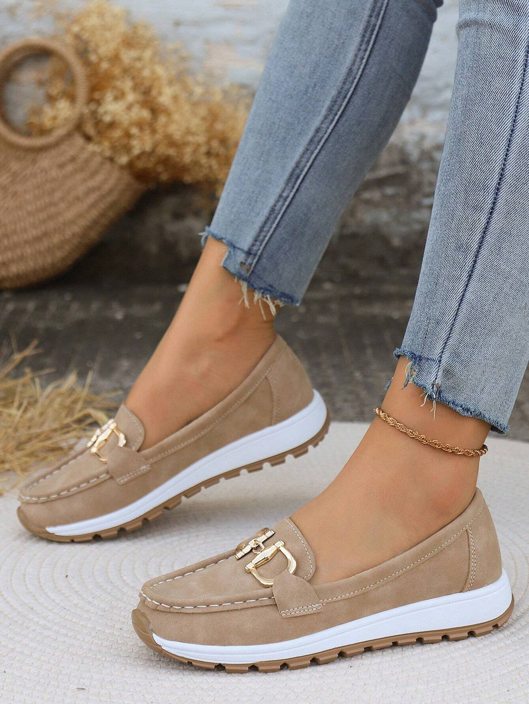 Ellie | Mocasines Planos con Detalle Metálico 7