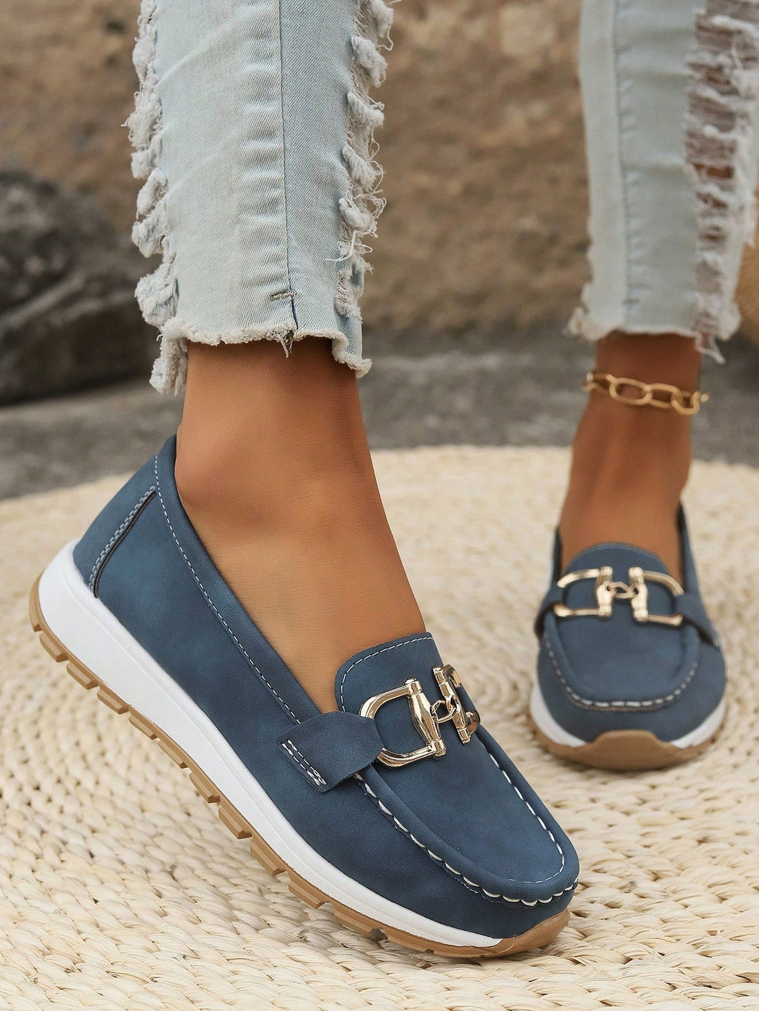 Ellie | Mocasines Planos con Detalle Metálico 9