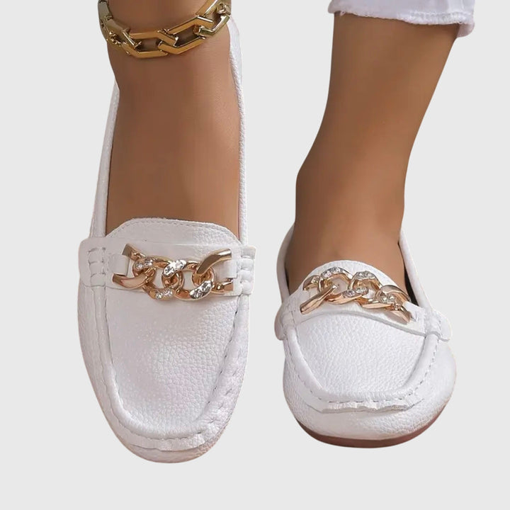 Melissa | Mocasines Ortopédicos con Cadena Dorada 3