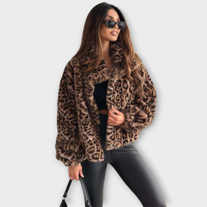 Leonor | Abrigo de leopardo 1