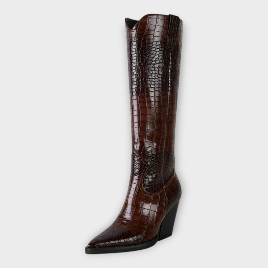 Zapatos con motivo de cocodrilo y tacón elegante 8