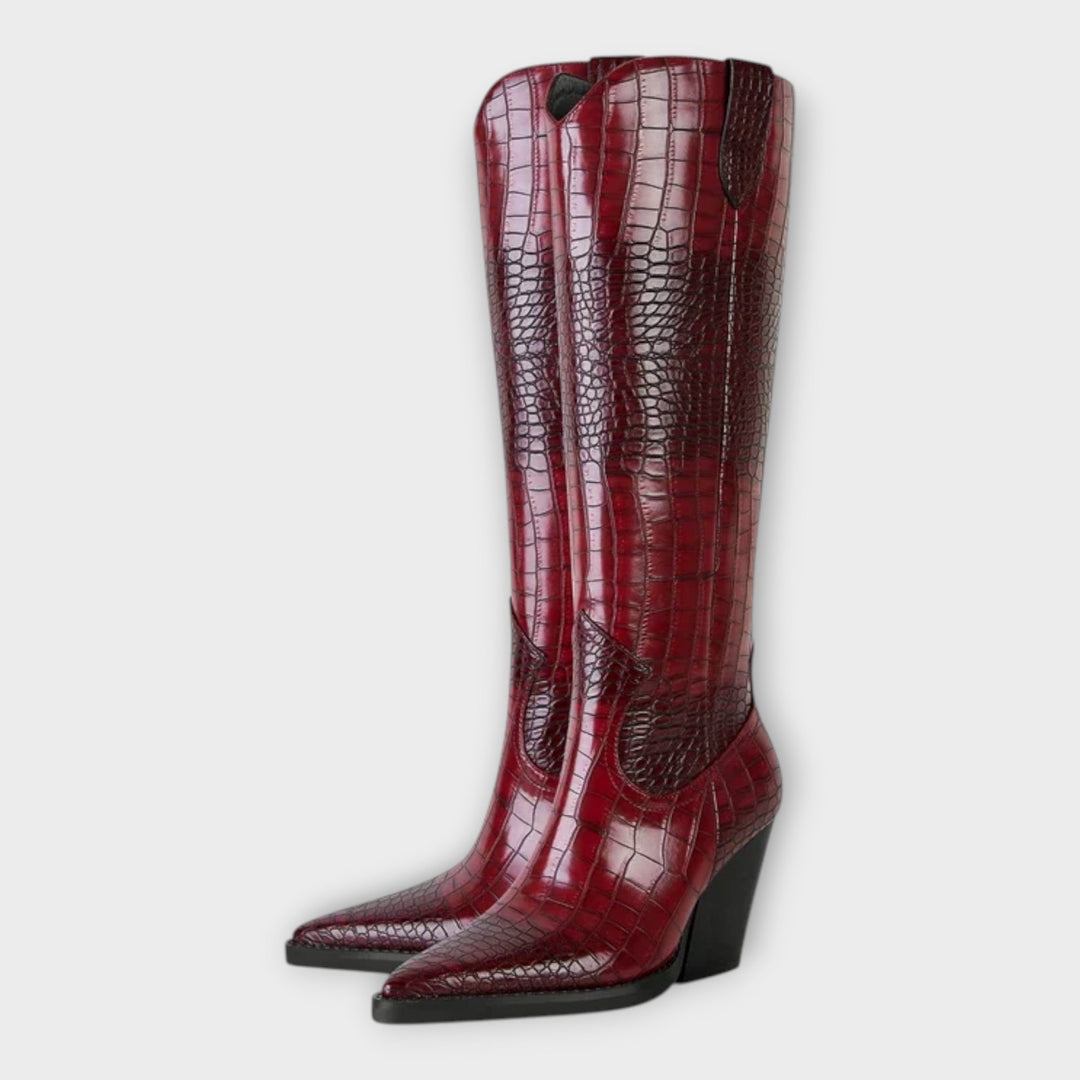 Zapatos con motivo de cocodrilo y tacón elegante 9