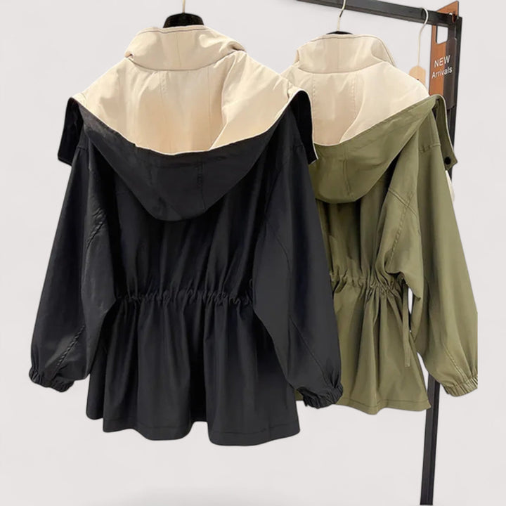 Pilar™ | Chaqueta con Cintura Ajustable 12