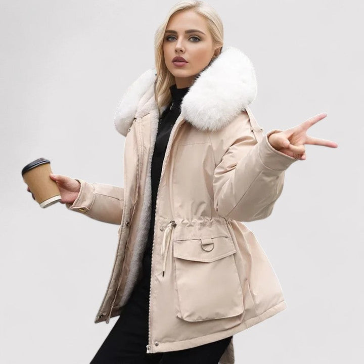 Sofia | Abrigo de invierno con capucha 8
