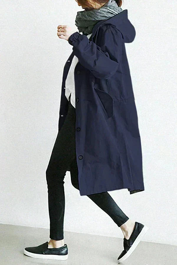 Dorotea | Abrigo impermeable con capucha 8