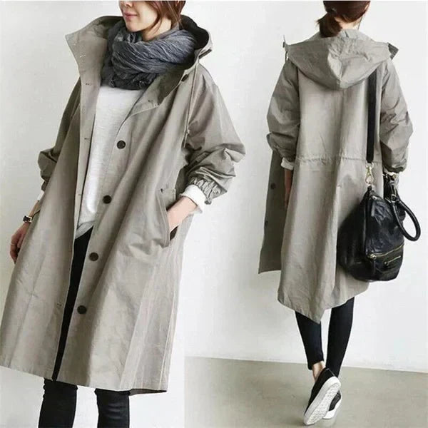 Dorotea | Abrigo impermeable con capucha 5